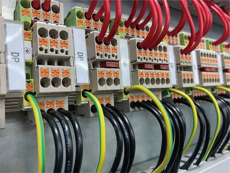 Đấu nối tủ điện công nghiệp
