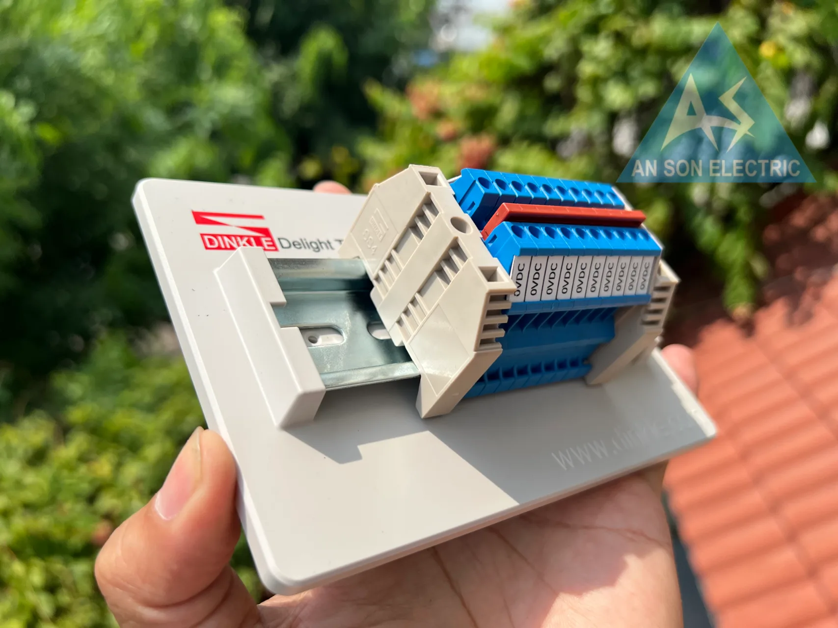 Cầu đấu Dinkle DK2.5N | 1000V | 24A | 2.5 mm² (màu Xanh dương)